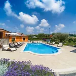 Gioan - Max 18, Private Playground And Sea View *
