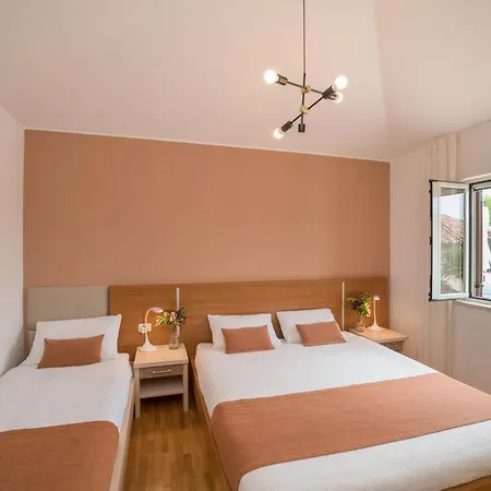 Gioan - Max 18, Private Playground And Sea View