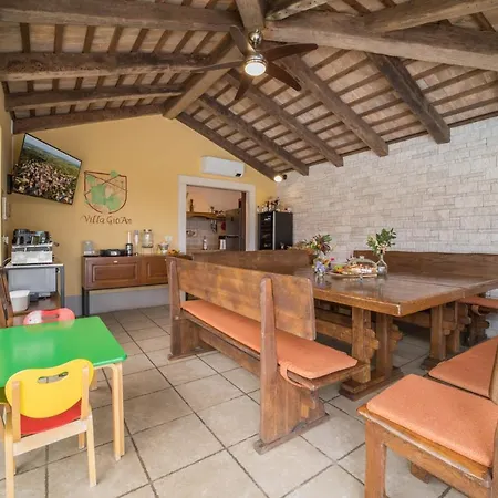 Villa Gioan - Max 18, Private Playground And Sea View