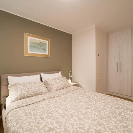 Gioan - Max 18, Private Playground And Sea View Materada