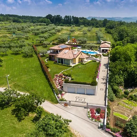 Gioan - Max 18, Private Playground And Sea View Villa *