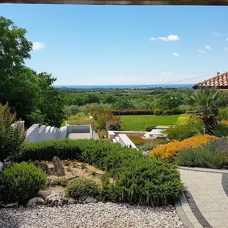 Villa Gioan - Max 18, Private Playground And Sea View *