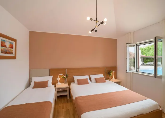 Gioan - Max 18, Private Playground And Sea View