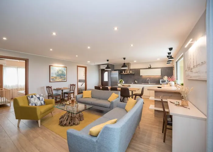 Gioan - Max 18, Private Playground And Sea View