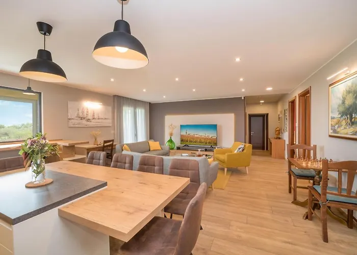 Villa Gioan - Max 18, Private Playground And Sea View