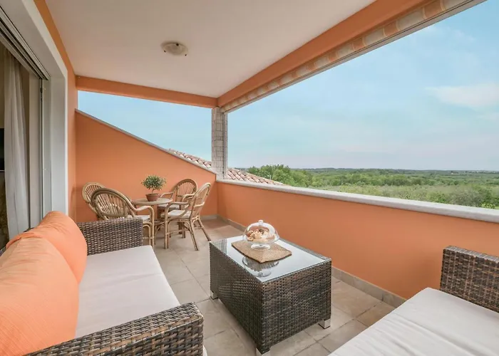 Gioan - Max 18, Private Playground And Sea View Villa *