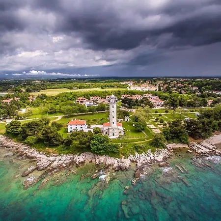 Gioan - Max 18, Private Playground And Sea View Villa