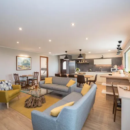 Gioan - Max 18, Private Playground And Sea View