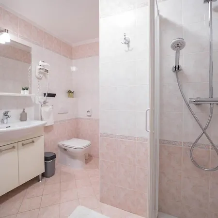 Gioan - Max 18, Private Playground And Sea View