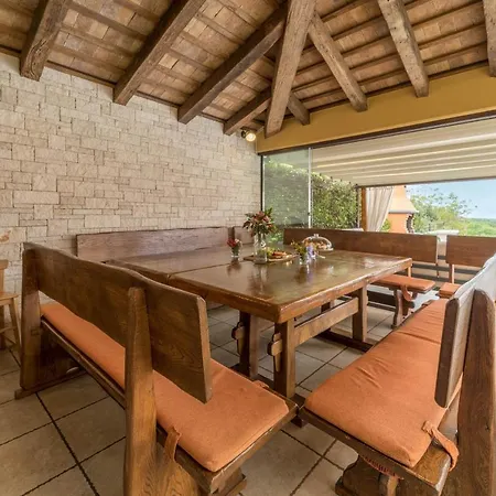 Gioan - Max 18, Private Playground And Sea View *