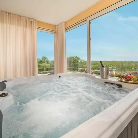 Gioan - Max 18, Private Playground And Sea View Villa Materada